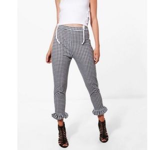 Boohoo ruffle pants